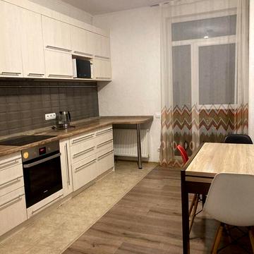 Простора 1-на квартира, вул. В.Кікабідзе 12А, ЖК” Маргарита”!