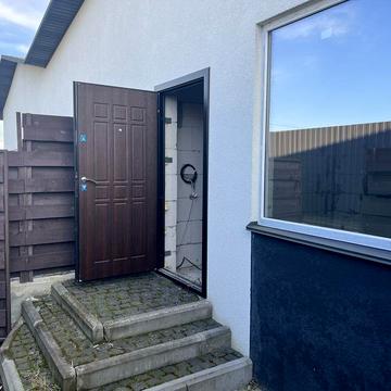 Продам смарт квартиру за 10000у.е есть расрочка первый взнос 3000$