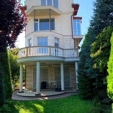 Новый дом из красного кирпича 9 ст Б Фонтана Свежий ремонт