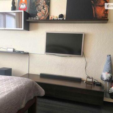 Довгострокова оренда 2к Квартира Осіння вулиця