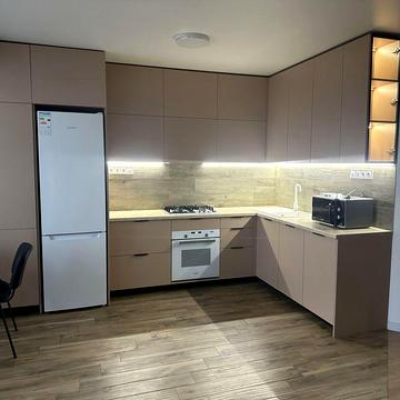 Від Власника . Здам в оренду однокімнатну квартиру на щасливому