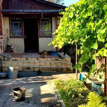 Продаж будинк біля вулиці Богуна, біля річки, гарне розташування.