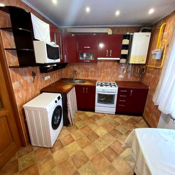 Двокімнатна  квартира з ремонтом