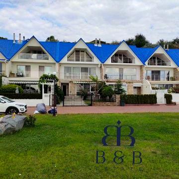 Аренда!Коттедж у моря! Совиньон. 3 этажа. Терраса. Дворик .Есть видео!