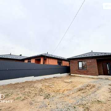 Продаж 3к Дім Леонида Каденюка (Комарова) 7-й провулок