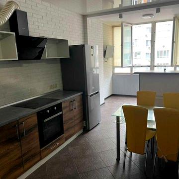 Сдам 1к.кв. // ЖМ "Радужный" - проспект Небесной сотни