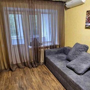 Здається 2 кімнатна квартира на вул. Незалежності 30