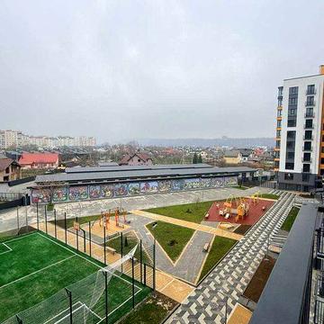 Готова до ремонту 2 кімнатна квартира з видом гори кухня-студія 70 м2