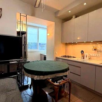 Продам 3к квартиру 77м2 в ЦЕНТРІ МІСТА, р-н Нагорний (89173)