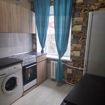 Незалежності вул. (Титова), 30