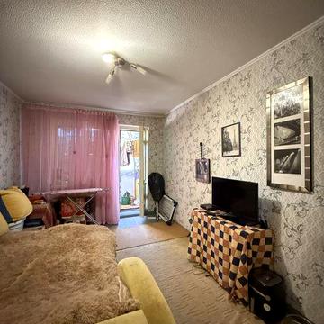 2к квартира р-н Новомиколаївка, вул. Варшавська