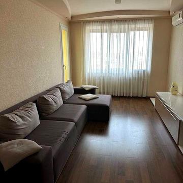 Трикімнатна квартира.