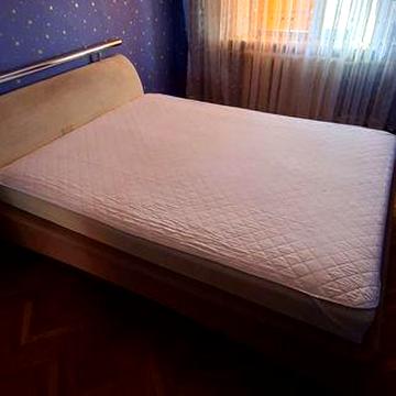 Сдам двухконатную Богатирская,4