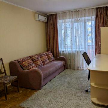 Здам 1 кімнатну квартиру,в ц міста Чернігова,біля Хуторка.