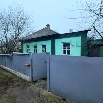 Продається  затишний цегляний будинок у приватному секторі
