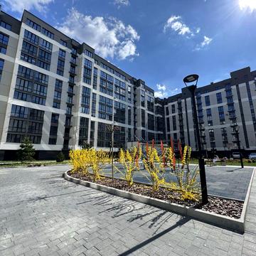 Готова до ремонту 2 кімнатна квартира 65,8 м² з неймовірним красивим ЖК біля озеру та парку , під РОЗТЕРМІНУВАННЯ