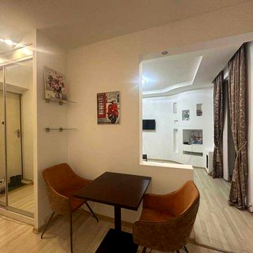 1-кімнатна  Південноукраїнська 5/5