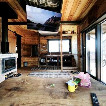 Будинок в ГОРАХ  продаж