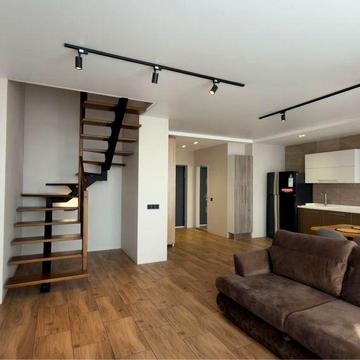 Жк Бережанский Власник квартири  135 кв Жк Бережанский