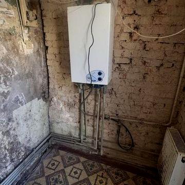 Центр міста квартира з автономним опаленням