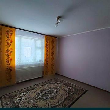 Продам двокімнатну квартиру в приватному будинку Діброва Фастівський р