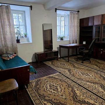 Здається 1-кімн вул.Коцюбинського ( сквер ЧНУ)