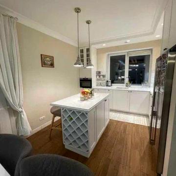 Сдается дом 280 кв.м, можно командировочным, военным, гаражи пляж баня