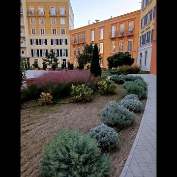 В продаже красивая квартира, в которой выполнен частично ремонт, в одном из лучших жилых комплексов в Одессе - ЖК "Виа Рома" СК "Фамильный дом" ЖК "ВИА РОМА"