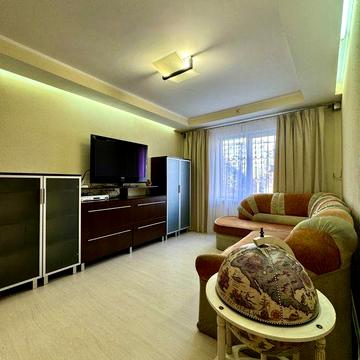 Аренда 3к квартиры | Красный Камень | 62 м² | 2 этаж | 2 балкона