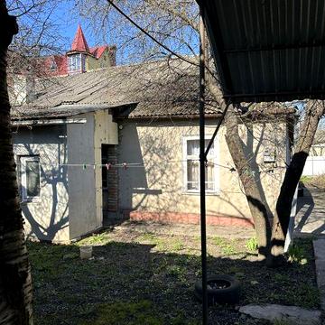 Частина будинку в оренду, центр міста