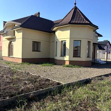 Продається будинок в с. Великий Кучурів