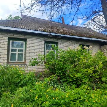 Хата с .Бобриця Канівський район