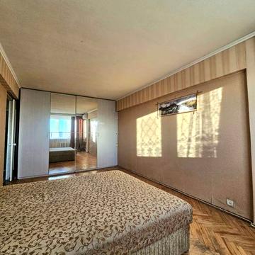 Оренда видової 1-к  квартири 34 кв.м Харківське шосе 2-А  Дарницька площа