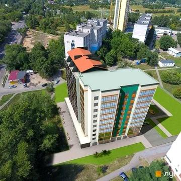 Продам 2Х кімнатну 70,8 м2 . Переуступка. Торг