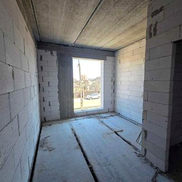 Квартира з газовим опаленням, 900$/м2, 5 школа