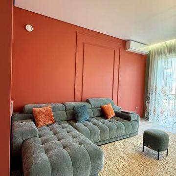 Оренда половини котеджу