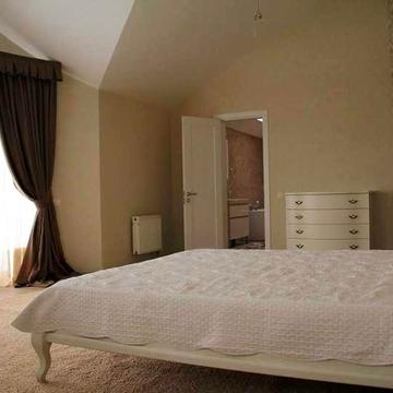 Будинок з ремонтом 400м2 в п, Лісники, масив Стежки!