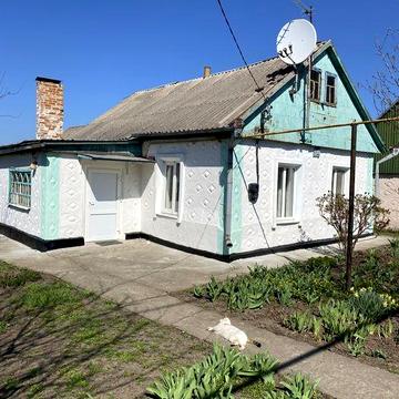 Продам охайний будинок