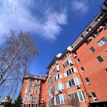 Продам 2-х кімнатну квартиру Щасливе (центр)