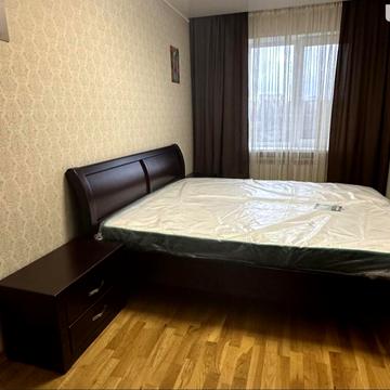 Євгена Чикаленка вул., 68б