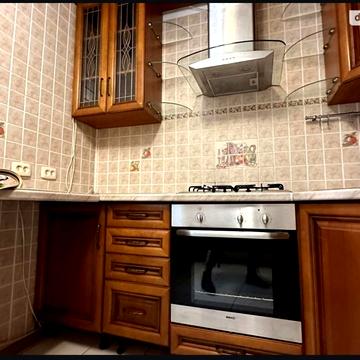 Євгена Чикаленка вул., 68б