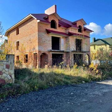 Частина будику в с. Петриків