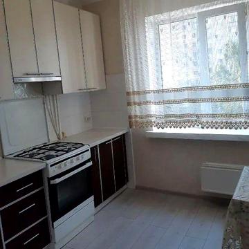 Сдам 2х кімнатну квартиру,довгостроково.Центр міста.р-н Пять кутів !