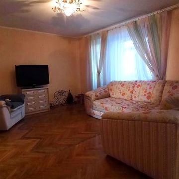 3 кімнатна квартира в старому центрі міста Суми, вул. Покровська