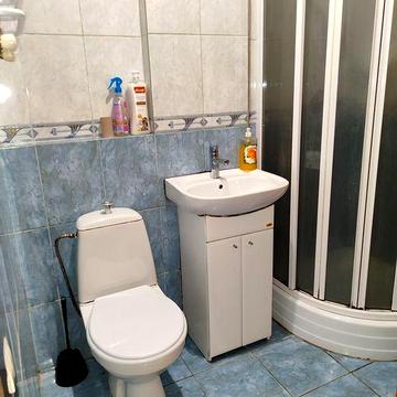 Власник. 1 кім квартира. Здам в оренду. Правий берег