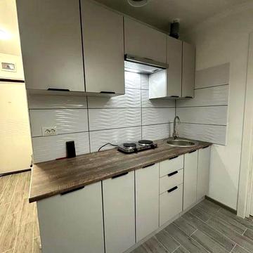 Продам 1-к квартиру Академіка  Шалімова  БЕЗ КОМІСІЇ!!