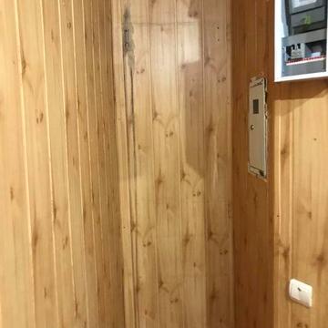 Квартира на ПТЗ, майже пуста.