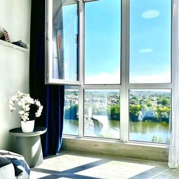 Видова новобудова з ремонтом, здана ЖК Кришталеве Озеро