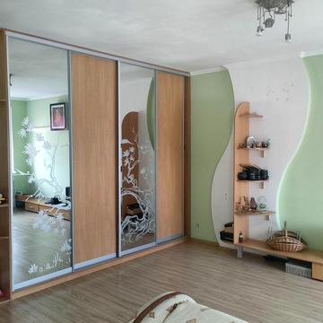 Феодосійський пров., 14