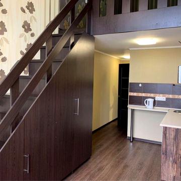 Сдам двухуровневую квартиру, ст.м. Защитников Украины